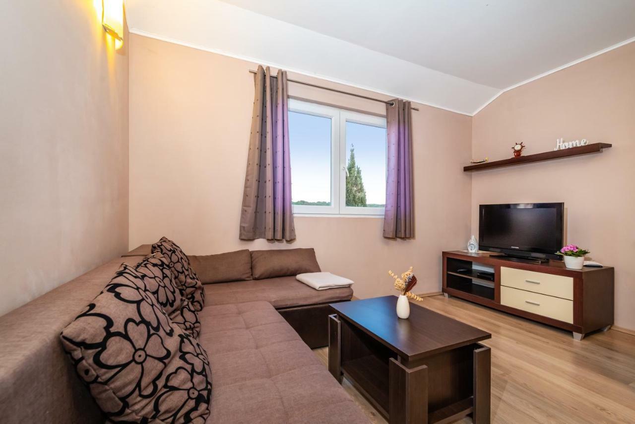 Apartment Adrian Biograd Na Moru Extérieur photo
