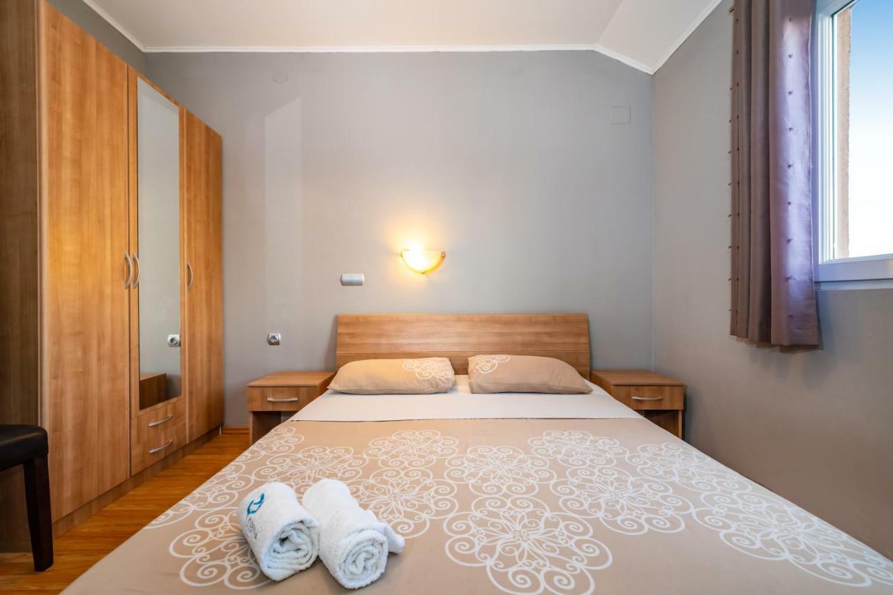 Apartment Adrian Biograd Na Moru Extérieur photo
